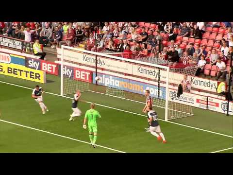 Blades v Southend - match action