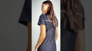 Vídeo Vestido Gatos e Atos Preto Leve Brilho