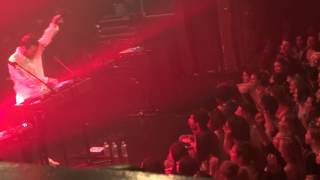 Chet Faker - No Diggity / Drop The Game (HD) Live In Paris 2015