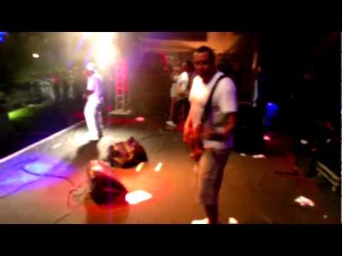 Show de Wagner Kchaça e Banda, Reveillon 2012 na Beira-mar norte (Florianópolis)