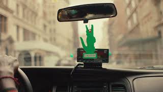 Lacoste The 5TH Avenue, s’il vous plaît  🚖🐊​#Lacoste5THAvenue