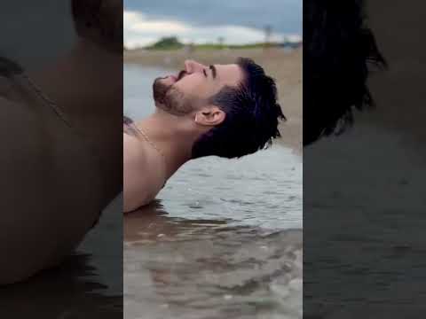 هرکی علی قلیچ رو دوست داره لایک کنه ❤️