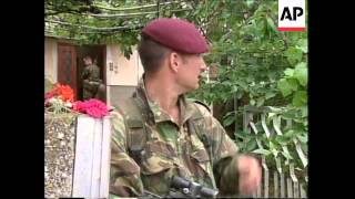 KOSOVO: PRISTINA: WARM WELCOME FOR NATO PEACEKEEPERS