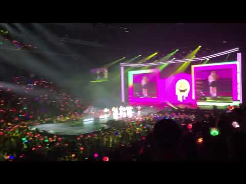 TWICE Concert in NY | TWICELIGHTSinNEWARK | VLOG 190721