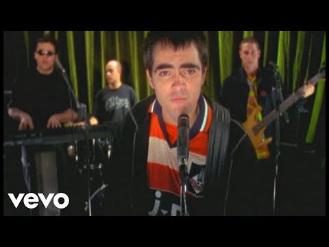 Skank - Garota Nacional (Clipe Oficial)