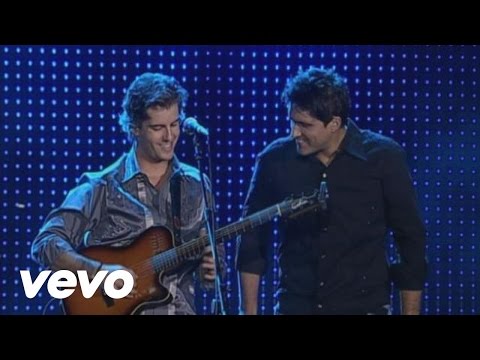 Pagode Em Brasilia - Victor e Léo