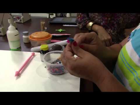 Mulher.com 05/02/2014  - Mini Capelinha em MDF e Biscuit - Ricarda Santos (Bloco 2/2)