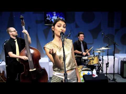 Bruna Caram em "Flor do medo" no Estúdio Showlivre 2013