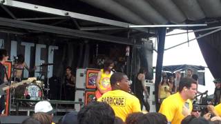 Pierce The Veil - Chemical Kids And Mechanical Brides (Live) Vans Warped Tour 2010 Las Cruces, N.M.