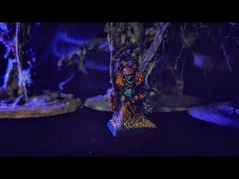 PAINTING A CIRCUS MASTER FOR MY CHAOS CARNIVAL #mordheim #grimdark #chaos #carnival