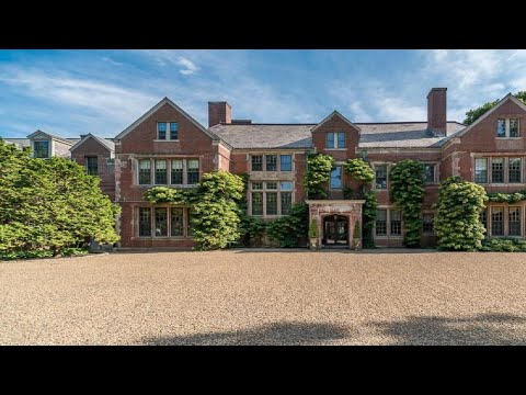 1 Dexter Lane, Manchester, MA Presented by Julie Gamble Smith.