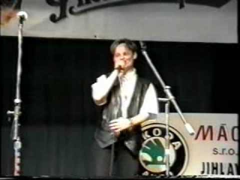 Martin Braun-Klaun s růží (live-1998)