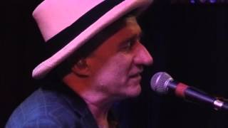 jon cleary at chickie wah wah 2015 11 10 001
