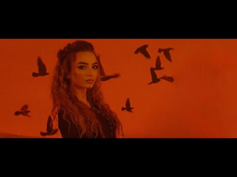 Lunna & Letty - Un Baiat Ce L-am Iubit