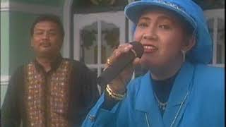 Download lagu Gombal Layla Hasyim Lagu Tapsel Video mp3 Download lagu Gombal Layla Hasyim Lagu Tapsel Video mp3