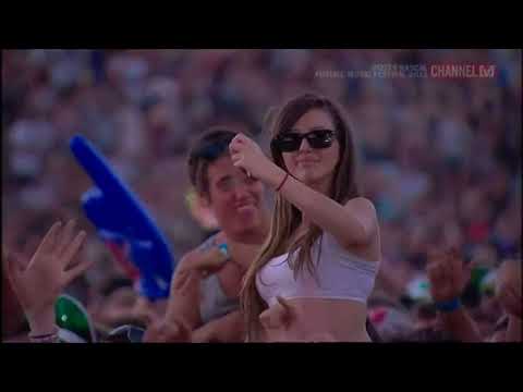 Dizzee Rascal - Old Skool (live at Future Music Festival, 2011)