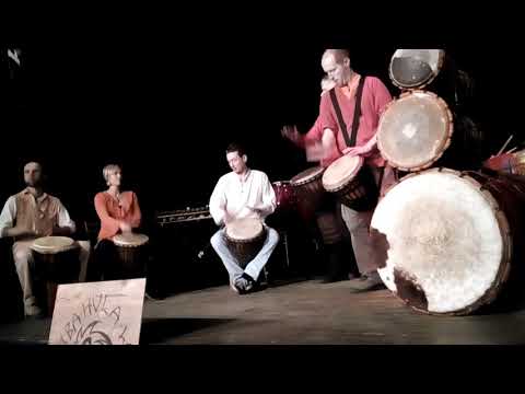 Simba Hula Watu - VID 20161125 171614