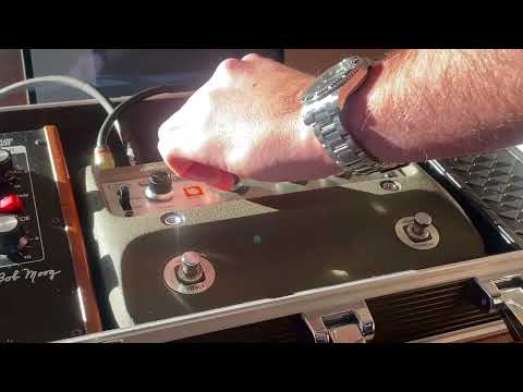 Roland Boss CE-1 Chorus Ensemble (Mono/Stereo)