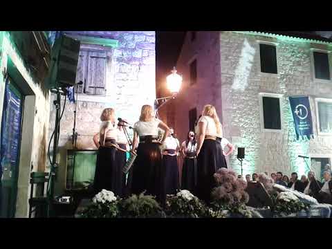 Omiš, Večer M. Čačije , Lejdi Oreb, dio programa 52.  FDK OMIŠ