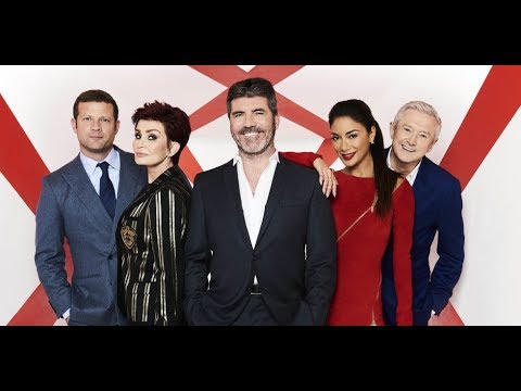 Dermot O'Leary prepares the audience for the X factor 2014 auditions