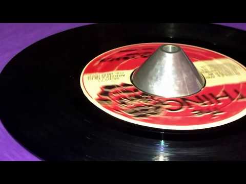 THE THING MUSIC COMPANY  ~ Sound Track (SANG HUGH & THE LIONCLAIRS ~ Rasta No Born Yah, B Side)