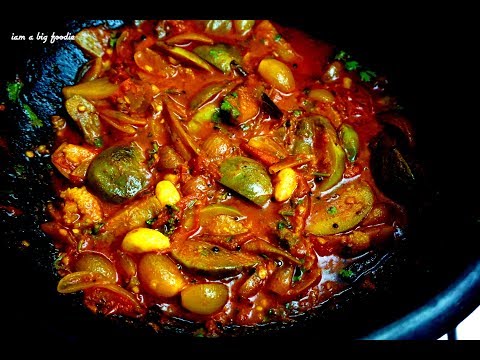 Colocasia tamarind curry Karunai kizhangu gravy for rice karunai kilangu puli kulambu