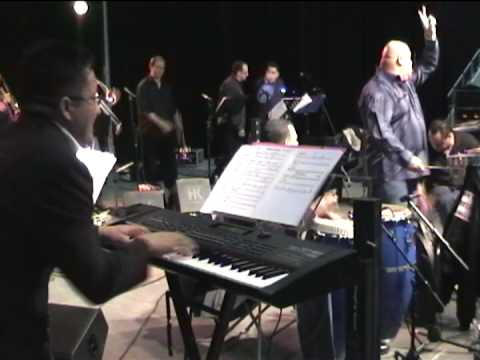 Borinquen tiene montuno - Chino Nuñez and Friends Live in Gent Salsa Competition 2008