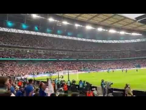 Euro 2020 finale Wembley Italia - Inghilterra l'esultanza dei tifosi inglesi al gol di Shaw