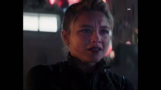 Florence Pugh looking good in jeans 01