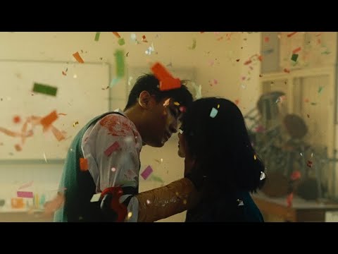 Luthfi Aulia - Dua Remaja Dua Cerita (Official Music Video)