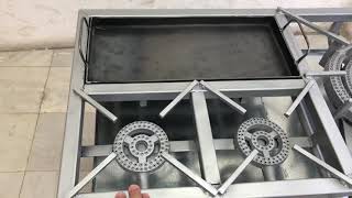 موقد بمفاتيح ايطاليه 4 عيون 3 عيون دائريه 1 مستطيله مناسب للمخيمات والاستراحات مع صاجه مستطيله للتحميص مع طاوله وقاعده حافظه مصنوعه من الحديد المتين يتحمل الاوزان الثقيله الطول 105 العرض 52 الارتفاع 80  يتم تصنيعه بالطلب