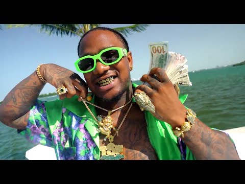 Rizzoo Rizzoo - Bigger Than The Nawf (Official Music Video) | #BiggerThanTheNawf