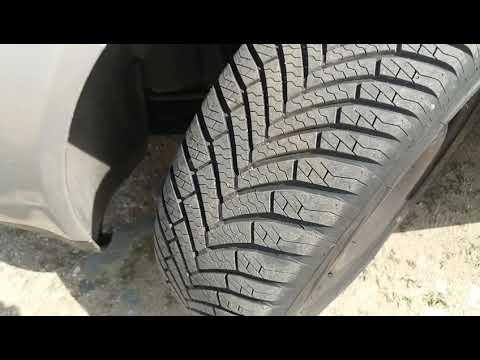 30EUR/Stk. China Reifen, 3Stk i.O. 1Stk wegen der Lagerung/Transportierung  gebogen