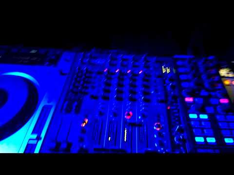 Baraka Kolektiv - Street Contact @ Batuda 2014 (Bol, Brač) - Fat Ivy makes crowd go crazy