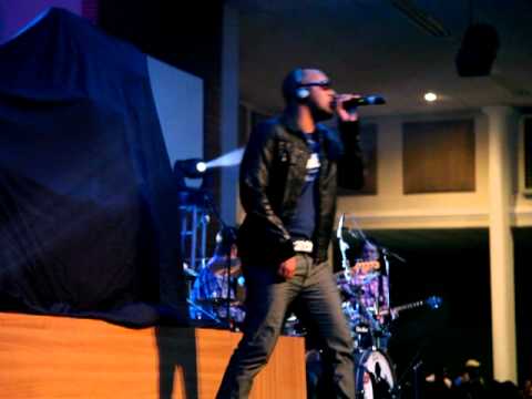 LANÇAMENTO DVD ALEXANDRE APOSAN