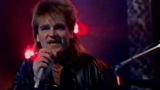 The Alarm - Deeside and Spirit Of &#39;76, Whistle Test 17th December 1985