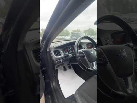 фото volvo v60 i рестайлинг 0