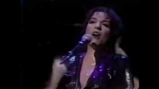 Liza Minnelli sings But The World Goes &#39;Round (Improved Quality)