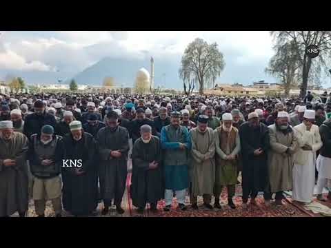 Thousands attend Eid-ul-Fitr prayers at Hazratbal Shrine in Srinagar.