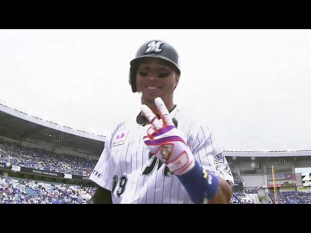 【1回裏】雨を切り裂きスタンドへ!! マリーンズ・マーティンの先制2ランホームラン!! 2022年6月12日 千葉ロッテマリーンズ 対 横浜DeNAベイスターズ