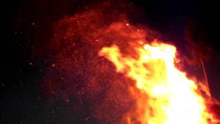 preview picture of video 'Osterfeuer Osterode'