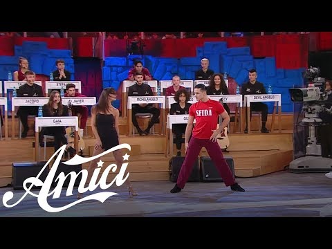 Amici 19 - Valentin - Whachuwannadu - Sfida