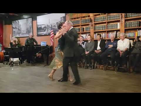 Raquel Makow and Pancho Martinez Pey at Milonga Chez Nous on April 13, 2023 (1 of 3)