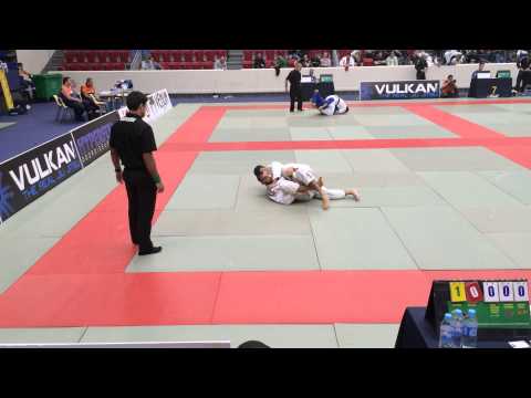 Sada Kurimori (Impacto bjj jp) x Felipe Meirelles (Alliance) Paris open 2014 semi-final