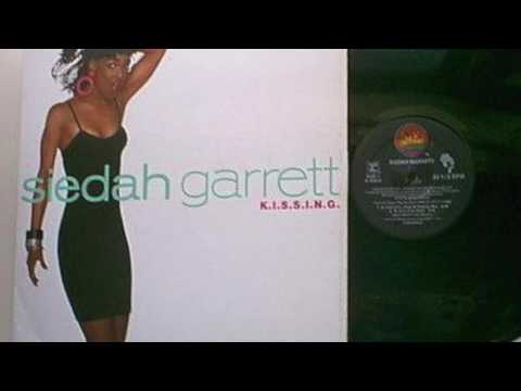 Siedah Garrett 'K I S S I N G ' Accappella