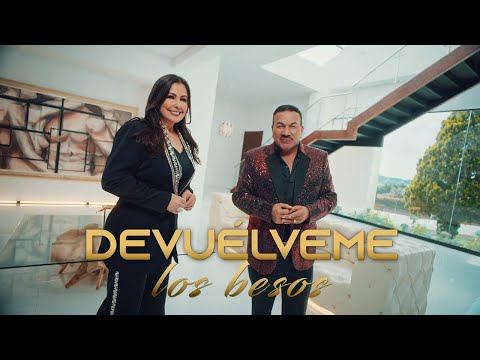 Devuélveme Los Besos - Arelys Henao, El Charrito Negro (Video Oficial)