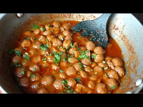 Soya Chunks Curry Recipe | Soyabean Curry | Restaurant Style Soya Chunks Curry | How To Make Curry
