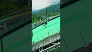 Going Down A Ski Slope BACKWARDS?! 😳