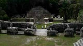 preview picture of video 'View from the top of Caana, Caracol'