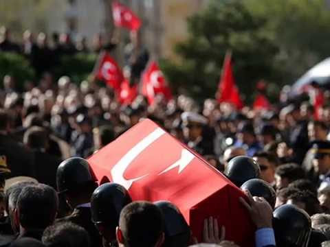 mc akın& şanışah& asi kral&şehrin hastası& tky can rap atack3 5 çakal 2013